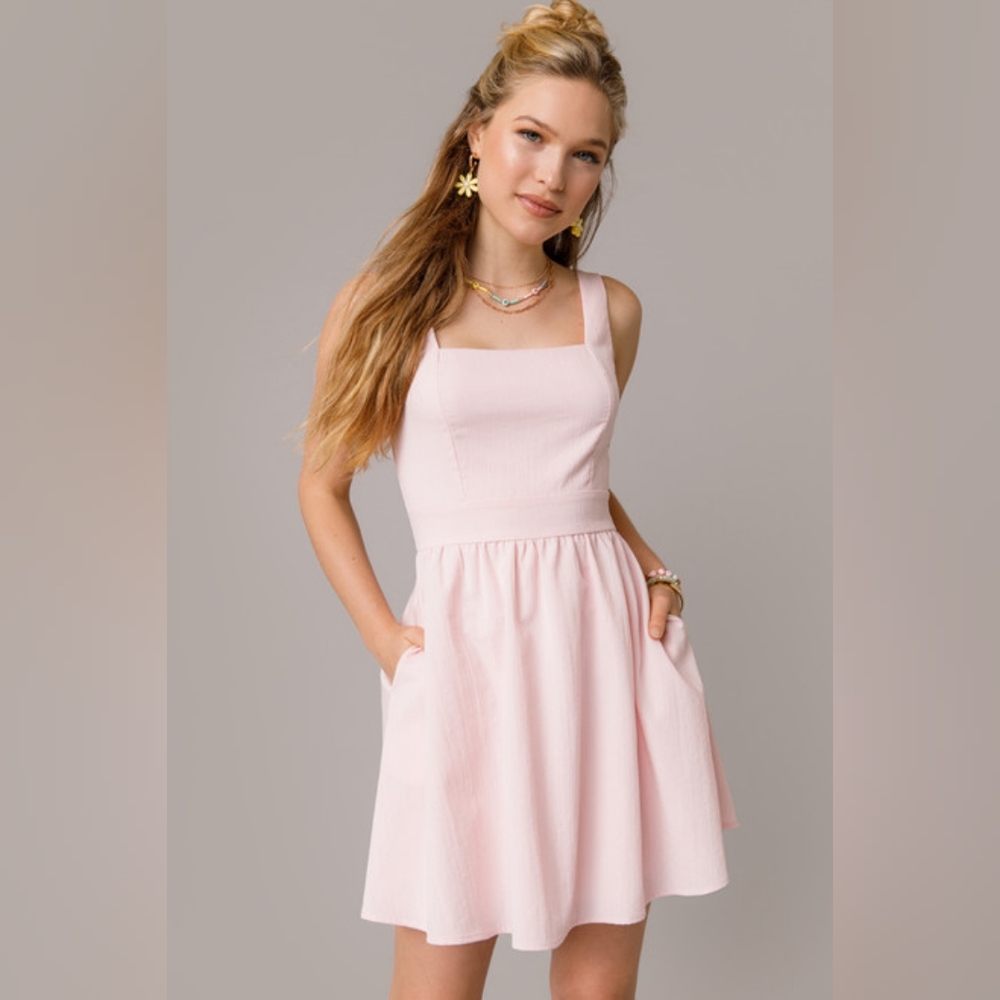 Chic Pink Sleeveless Dress